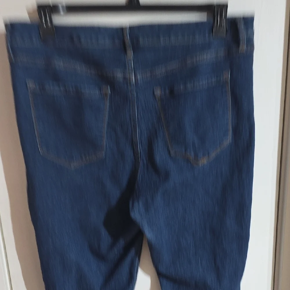 Blue Denim Jeans - Picture 3 of 3